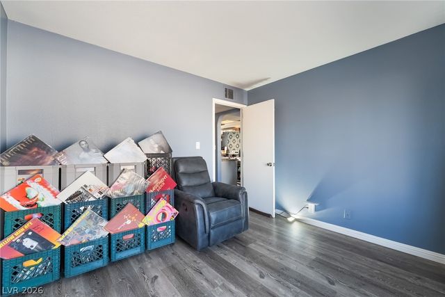 4391 Gannet Circle 10, Las Vegas, NV 89103