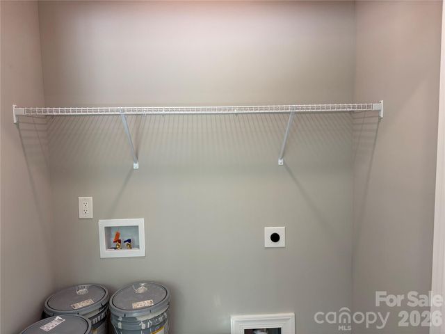 608 E Boston Avenue, Bessemer City, NC 28016