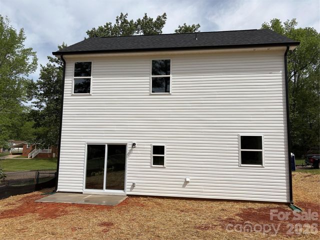 608 E Boston Avenue, Bessemer City, NC 28016