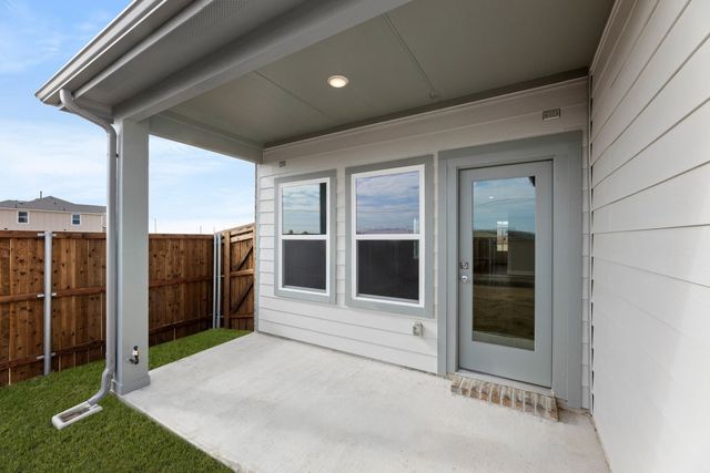 1504 Blackthorne Lane, Denton, TX 76249