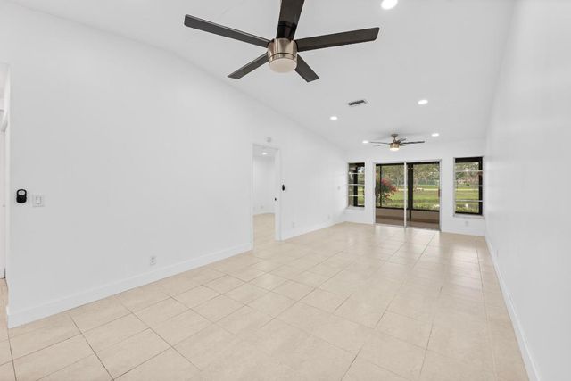 8888 Sunscape Lane, Boca Raton, FL 33496