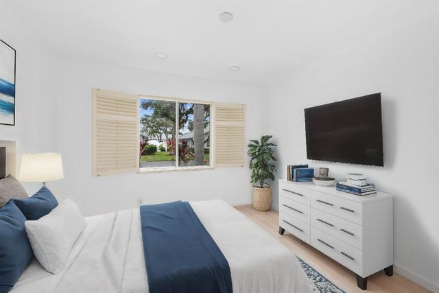 8888 Sunscape Lane, Boca Raton, FL 33496