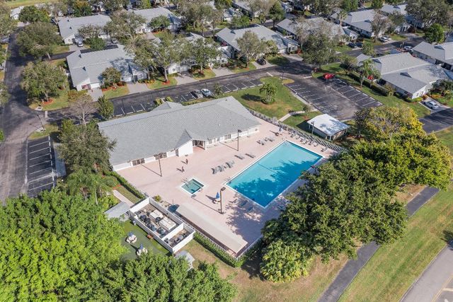 8888 Sunscape Lane, Boca Raton, FL 33496