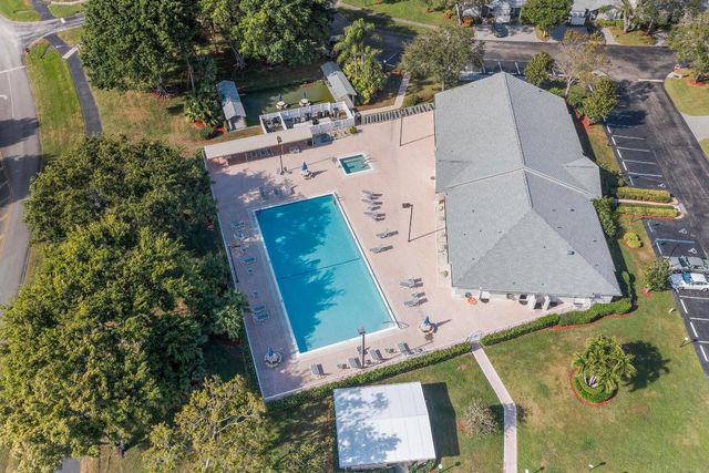 8888 Sunscape Lane, Boca Raton, FL 33496