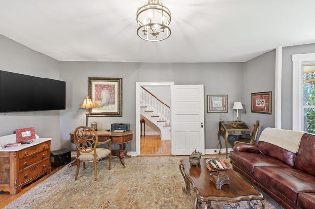 755 Delaney Ferry Road, Versailles, KY 40383