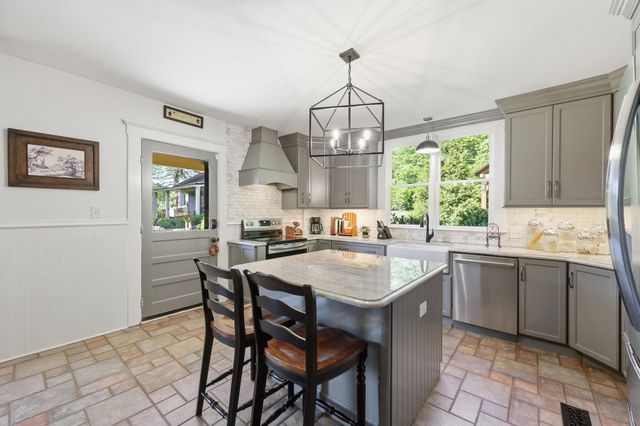 755 Delaney Ferry Road, Versailles, KY 40383