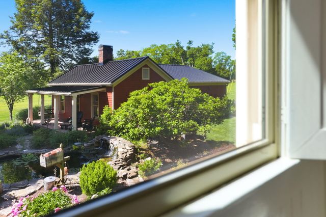 755 Delaney Ferry Road, Versailles, KY 40383
