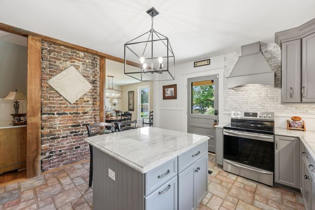 755 Delaney Ferry Road, Versailles, KY 40383