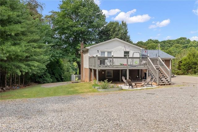 193 Creed Road, Mount Airy, NC 27030