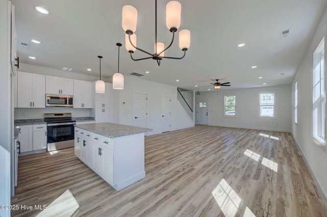 205 W Williams Street, Saint Helena, NC 28425