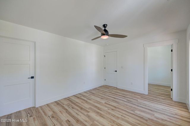 205 W Williams Street, Saint Helena, NC 28425