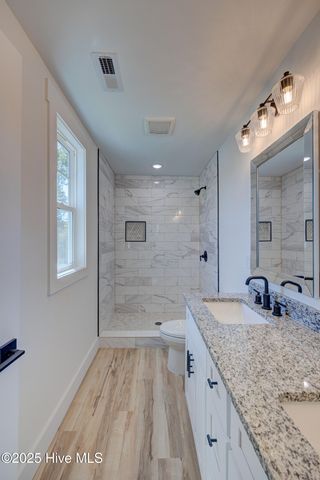 205 W Williams Street, Saint Helena, NC 28425