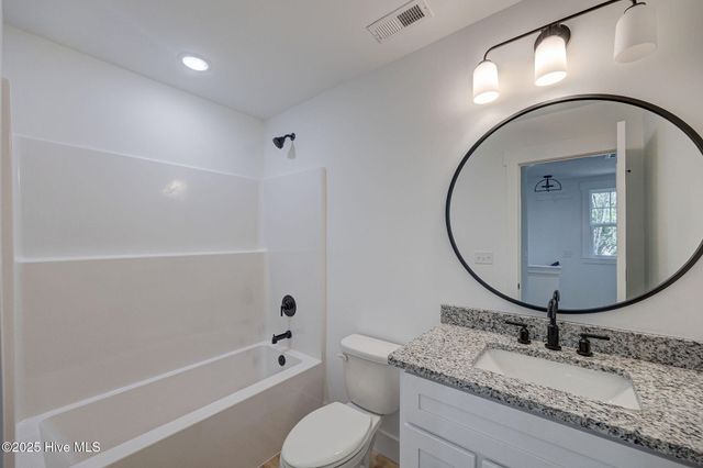 205 W Williams Street, Saint Helena, NC 28425