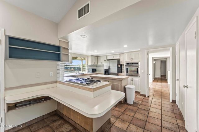 1217 Coventry Drive, Thousand Oaks, CA 91360