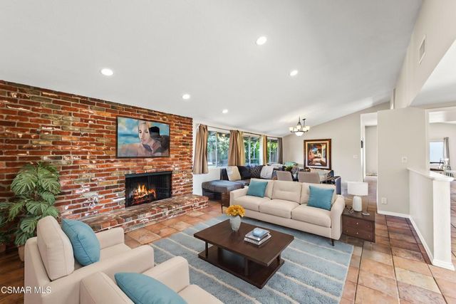 1217 Coventry Drive, Thousand Oaks, CA 91360