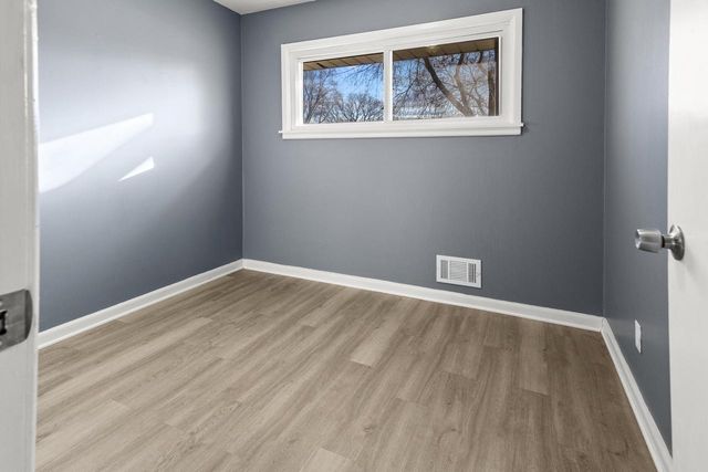 10500 W Rae AVENUE, Milwaukee, WI 53225