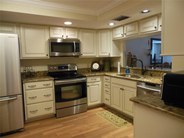 1000 RIVERSIDE DRIVE B103, Palmetto, FL 34221