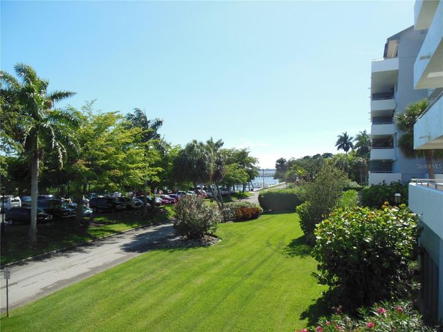 1000 RIVERSIDE DRIVE B103, Palmetto, FL 34221