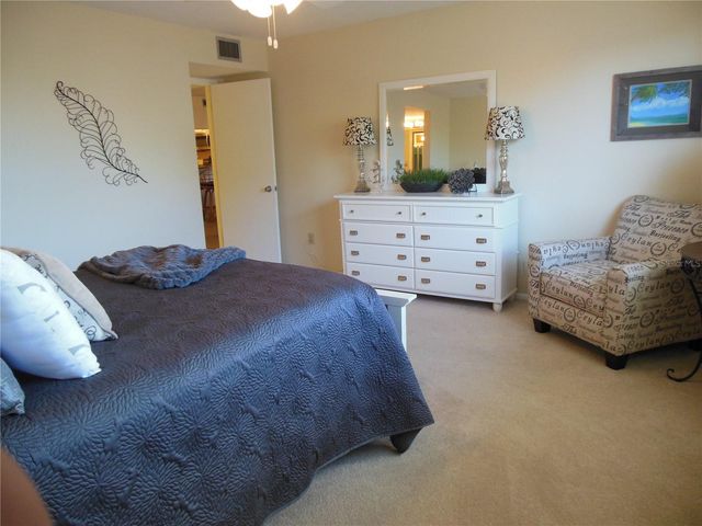 1000 RIVERSIDE DRIVE B103, Palmetto, FL 34221