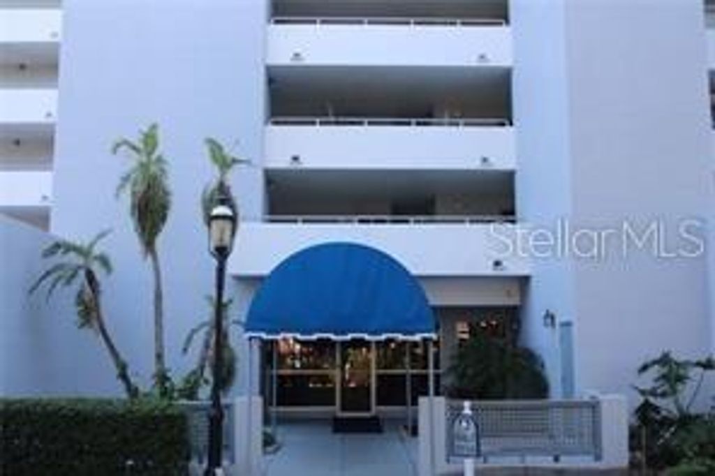 1000 RIVERSIDE DRIVE B103, Palmetto, FL 34221