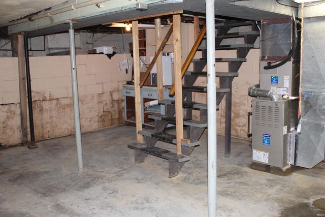 2123 Cass Avenue, Evansville, IN 47714