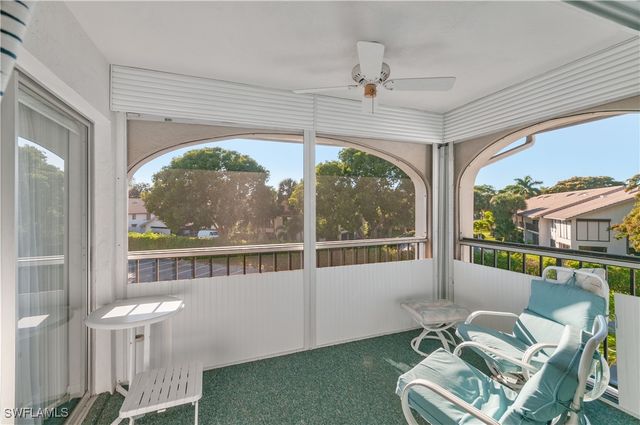 5 High Point CIR W 301, Naples, FL 34103