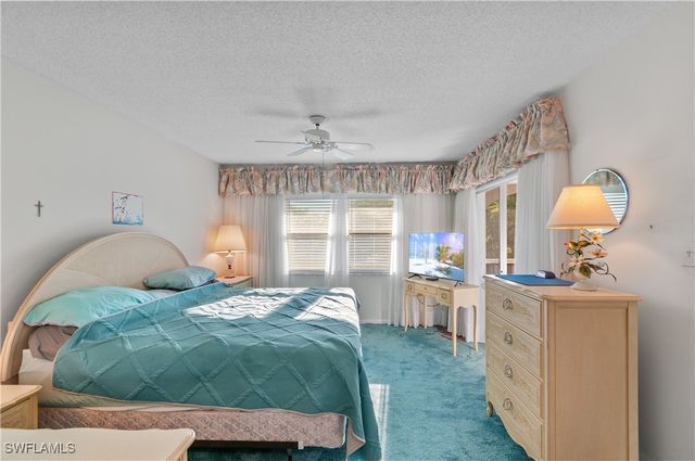 5 High Point CIR W 301, Naples, FL 34103