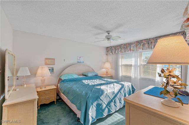 5 High Point CIR W 301, Naples, FL 34103