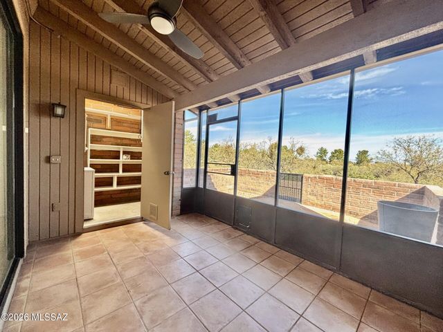 1364 W Desert Hills Drive, Green Valley, AZ 85622
