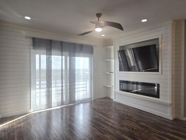 793 Davis Road 301, League City, TX 77573