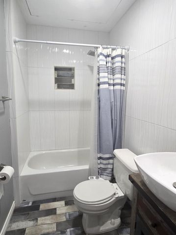 793 Davis Road 301, League City, TX 77573