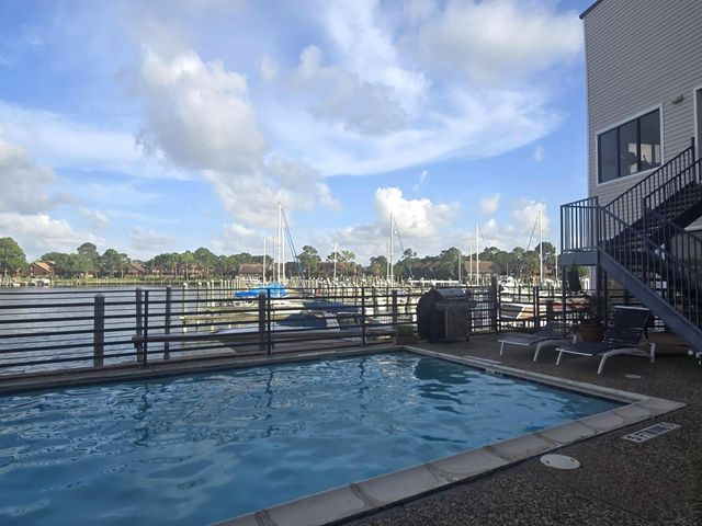 793 Davis Road 301, League City, TX 77573
