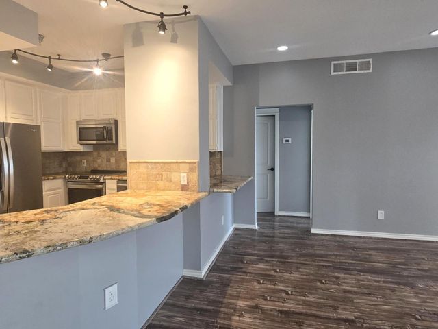 793 Davis Road 301, League City, TX 77573