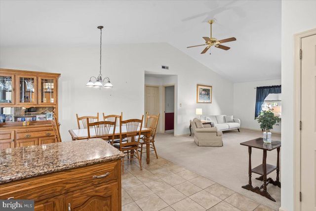 6 SPRINGHOUSE DR, Myerstown, PA 17067