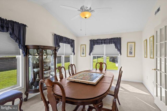 6 SPRINGHOUSE DR, Myerstown, PA 17067