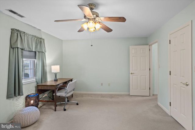 6 SPRINGHOUSE DR, Myerstown, PA 17067