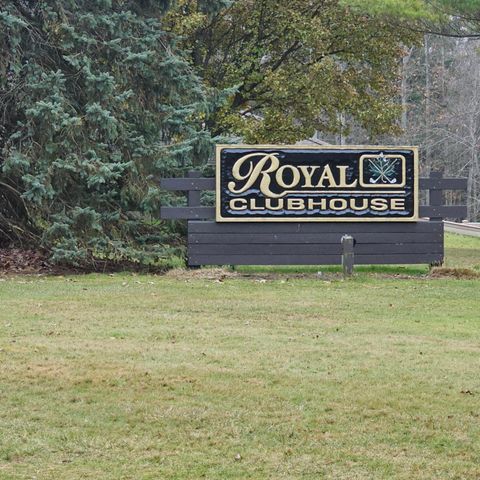 9138 White Pine Drive, Morton Twp, MI 49346