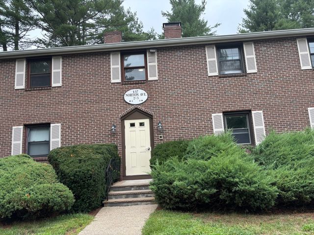 157 Norton Ave 3, Easton, MA 02375