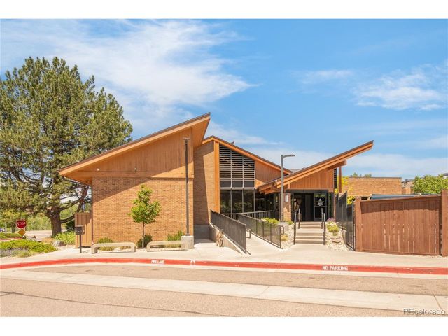 155 Blue Spruce Ct, Highlands Ranch, CO 80126