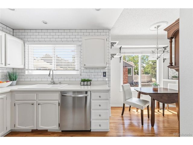 155 Blue Spruce Ct, Highlands Ranch, CO 80126