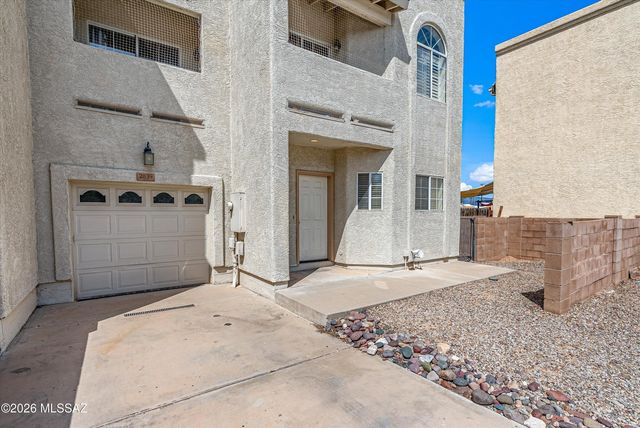 2839 E Vespers Place, Tucson, AZ 85716