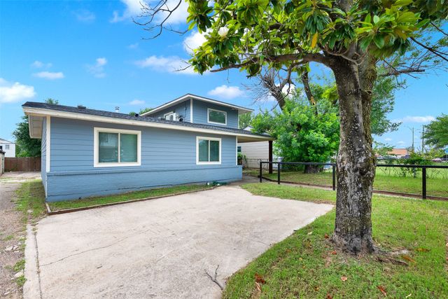 1032 Hoke Smith Drive, Dallas, TX 75224