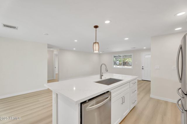 3545 E FRIESS Drive, Phoenix, AZ 85032