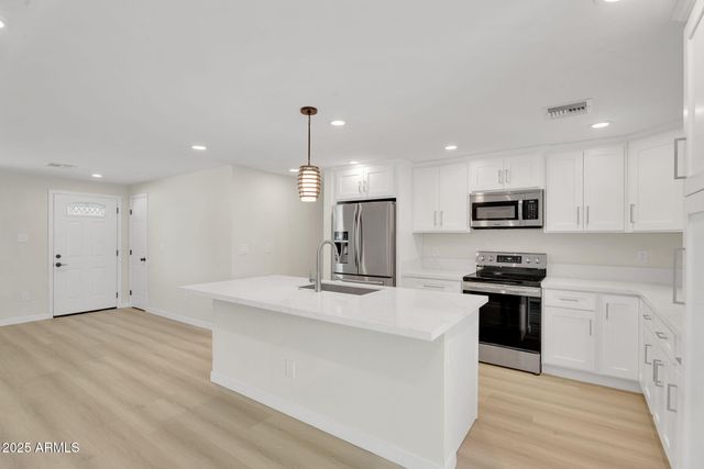 3545 E FRIESS Drive, Phoenix, AZ 85032