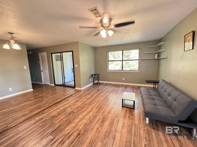 110 5th Street A203, Daphne, AL 36526