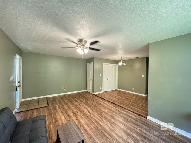 110 5th Street A203, Daphne, AL 36526