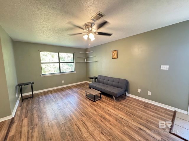 110 5th Street A203, Daphne, AL 36526