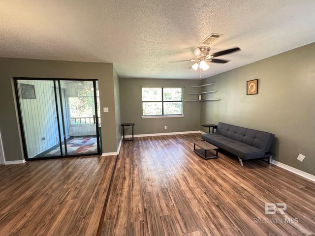 110 5th Street A203, Daphne, AL 36526