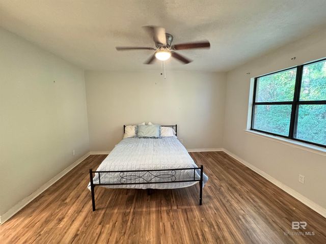 110 5th Street A203, Daphne, AL 36526