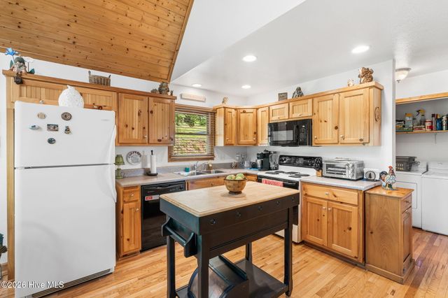 198 Monarch Butterfly Trail, Murphy, NC 28906